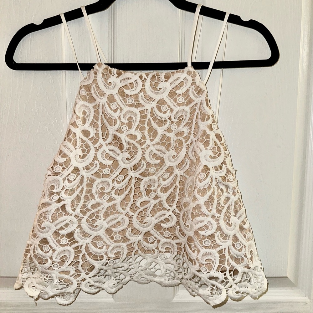 DO+BE White Lace Crop Top